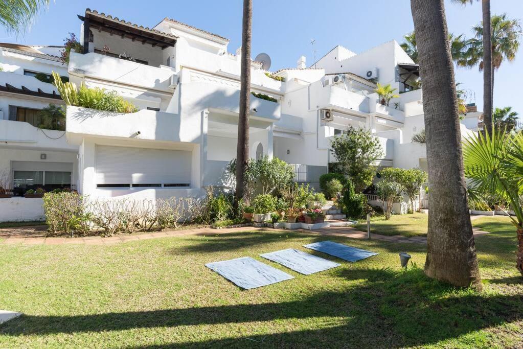 Incredible Luxury Location In Puerto Banus Beach For Families Marbella Exterior photo