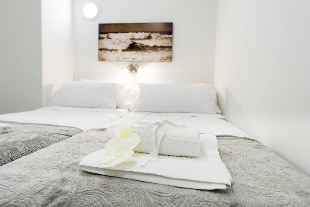 Incredible Luxury Location In Puerto Banus Beach For Families Marbella Exterior photo